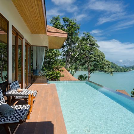 Sinae Phuket Hotell Exteriör bild