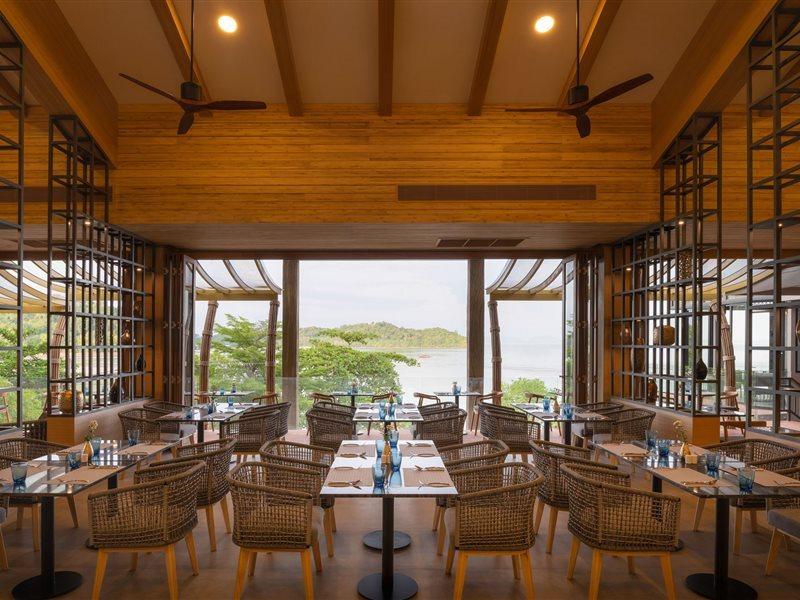 Sinae Phuket Hotell Exteriör bild