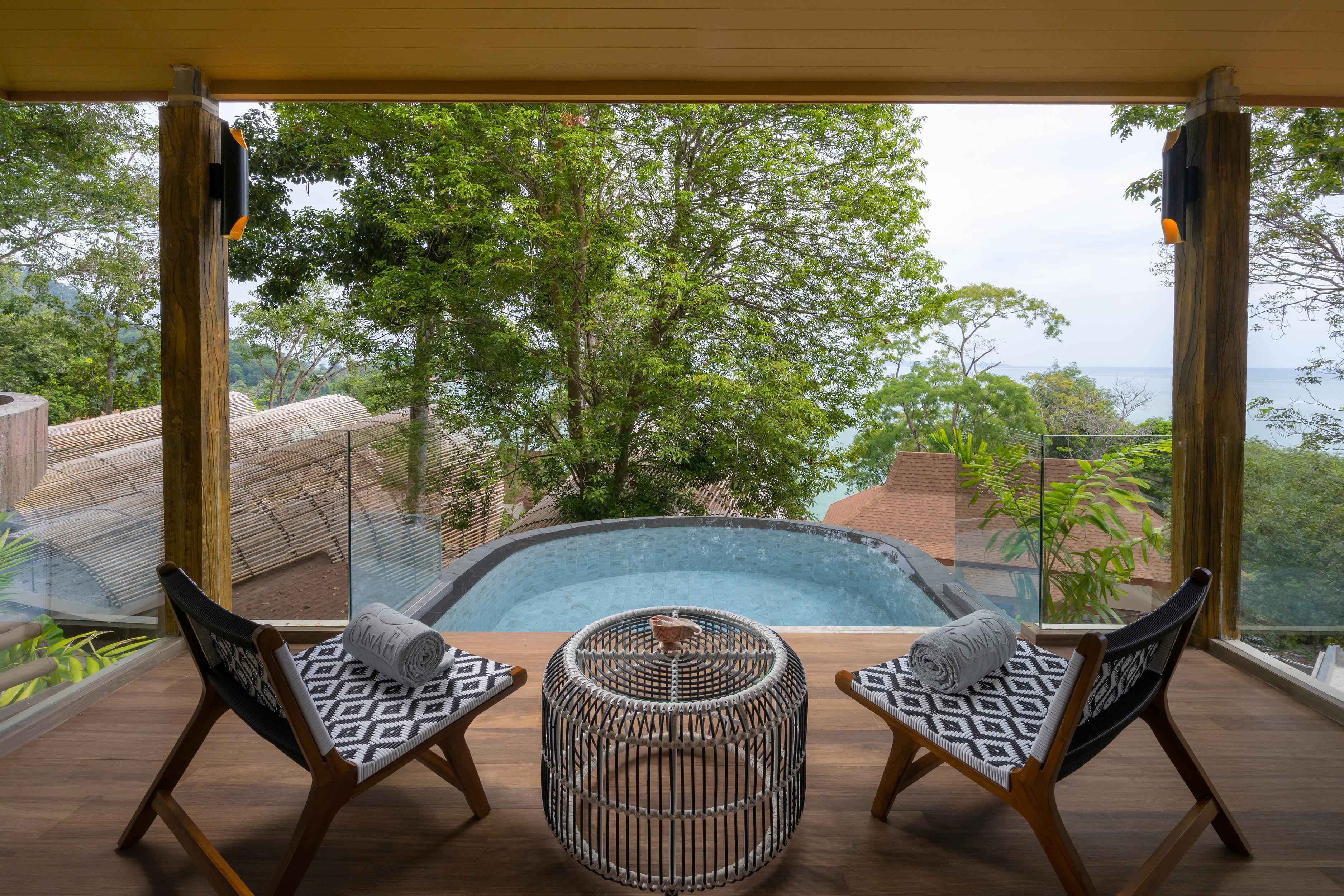 Sinae Phuket Hotell Exteriör bild