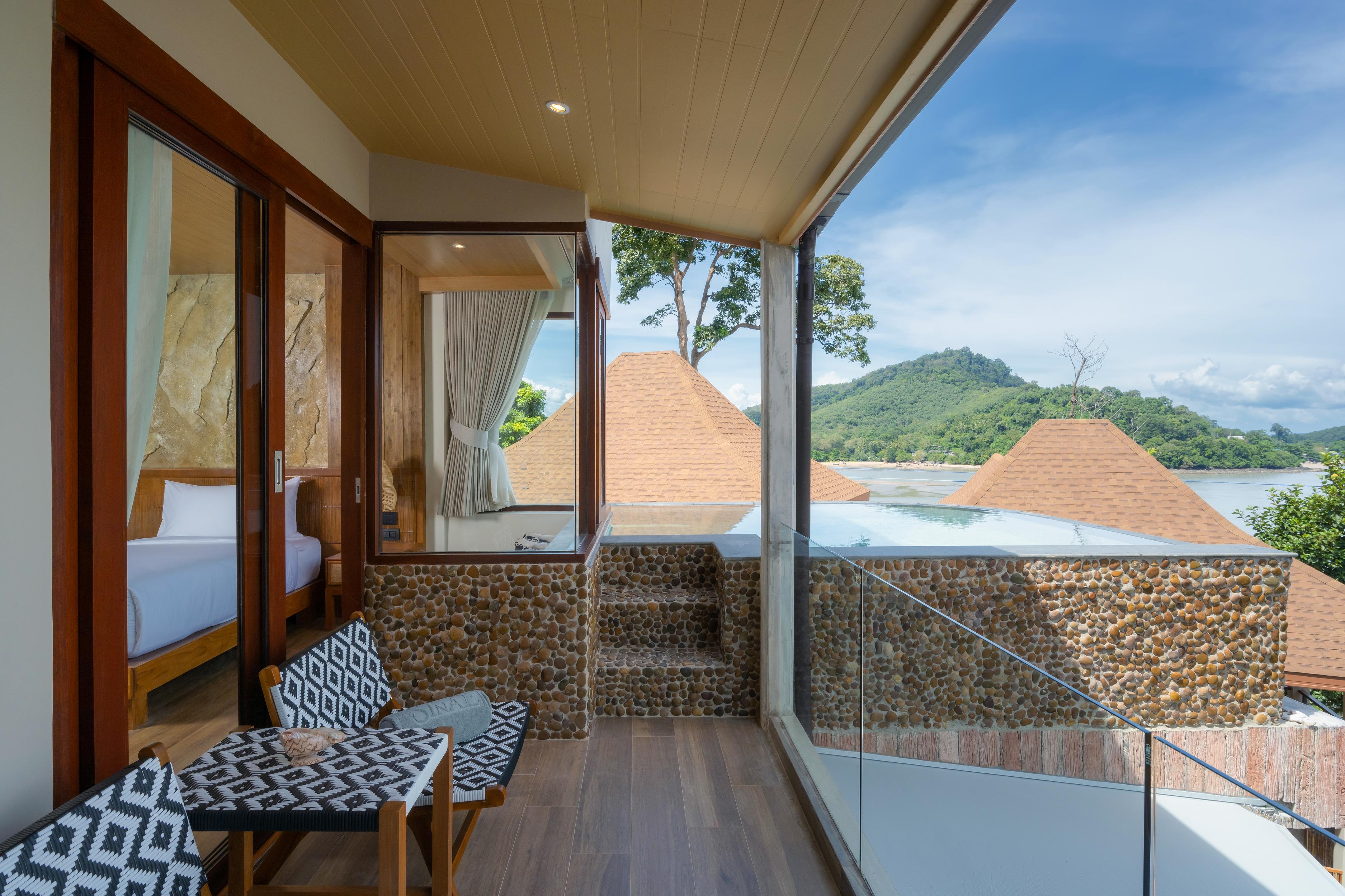 Sinae Phuket Hotell Exteriör bild