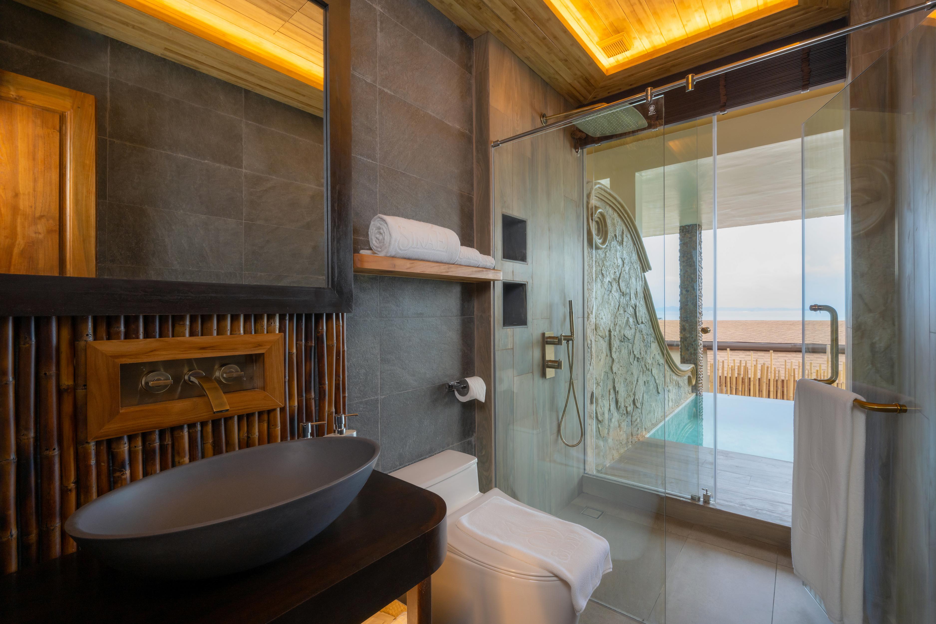 Sinae Phuket Hotell Exteriör bild