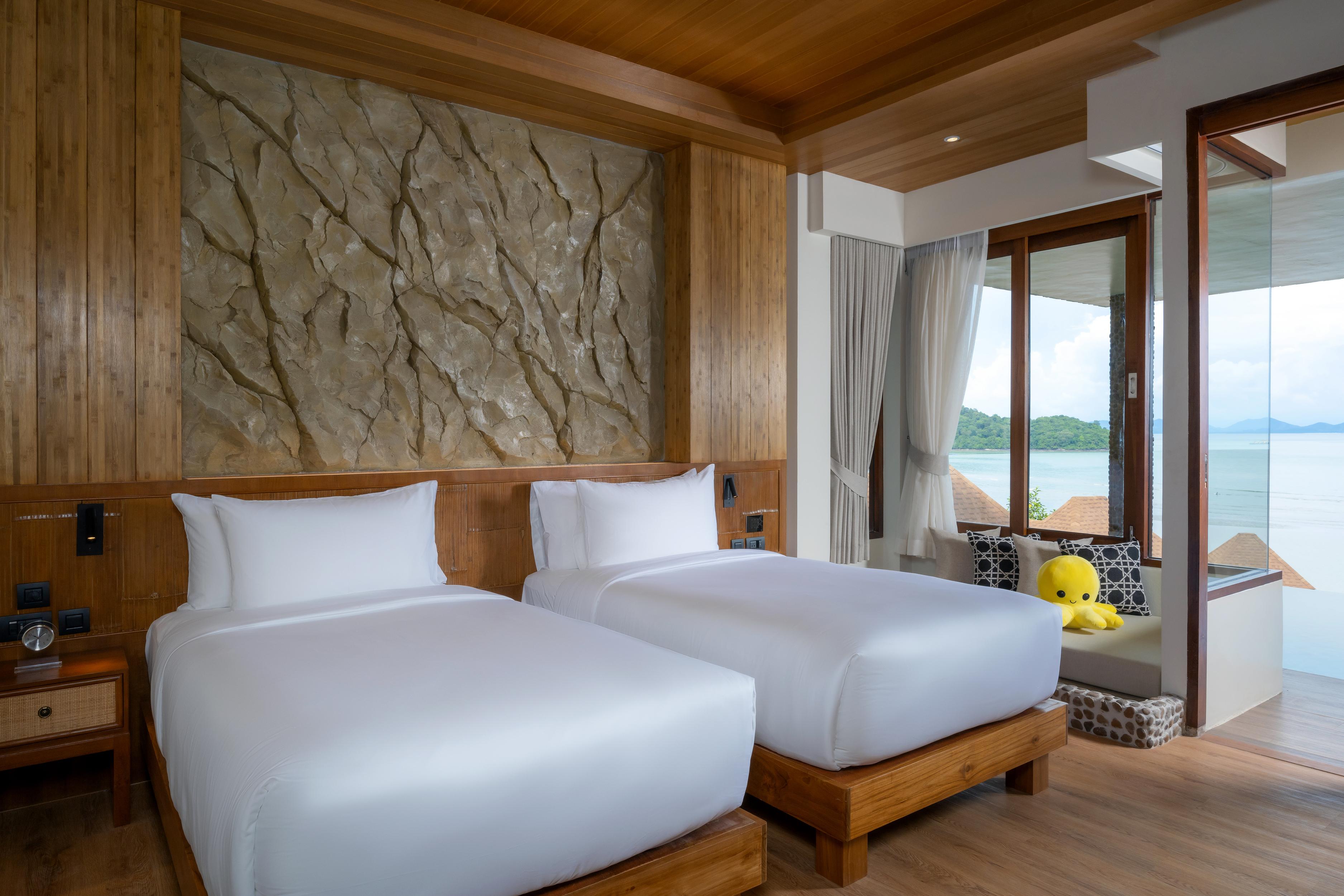 Sinae Phuket Hotell Exteriör bild