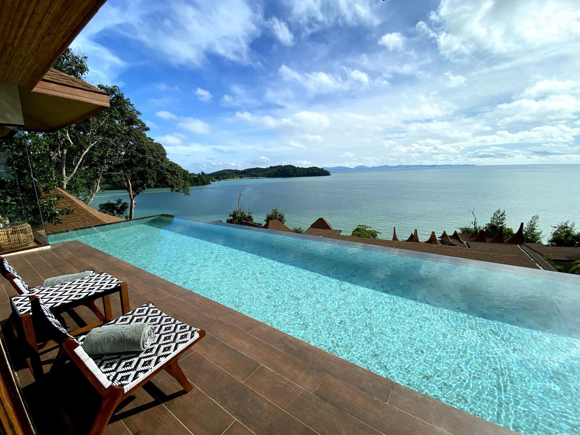Sinae Phuket Hotell Exteriör bild